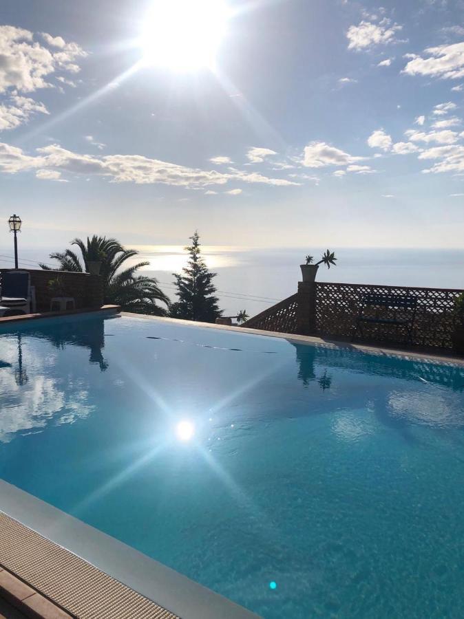 Casa Dei Sogni Taormina Bed & Breakfast Exterior foto