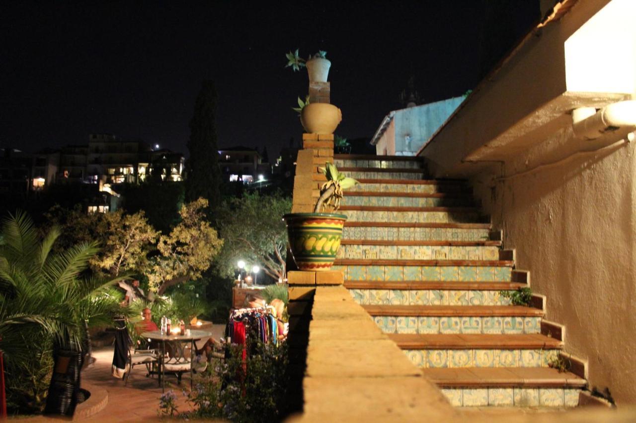 Casa Dei Sogni Taormina Bed & Breakfast Exterior foto