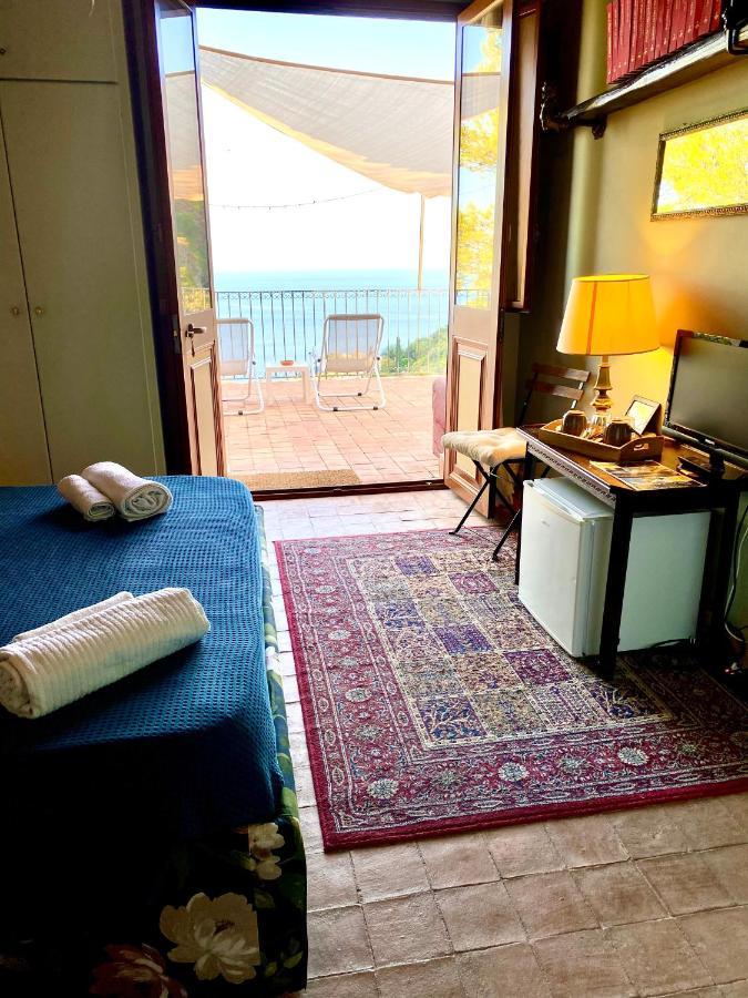 Casa Dei Sogni Taormina Bed & Breakfast Exterior foto